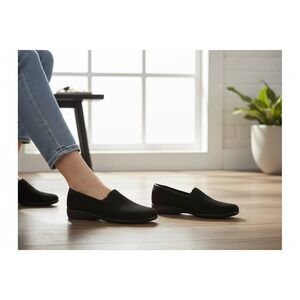 Easy Spirit Slip ons size 8